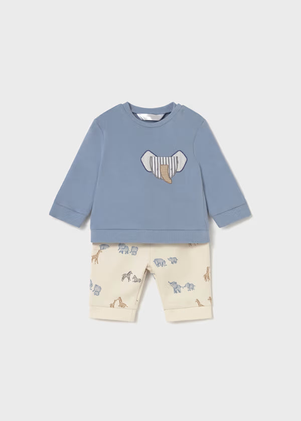 Completo neonato COMPL. ELEFANTE MAYORAL BOY felpa azzurra con elefante e pantalone beige con stampa animali