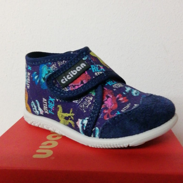 PANTOFOLA CICIBAN ADVENTURE BOY