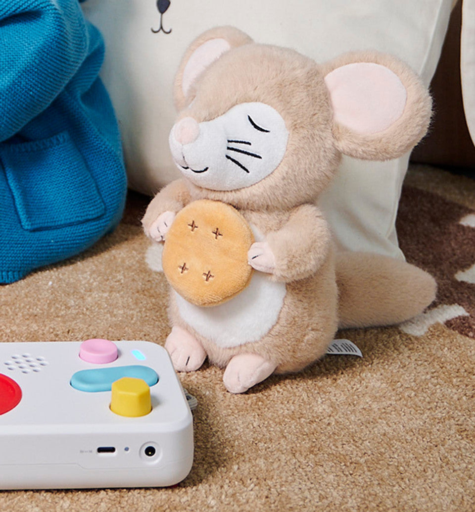 FABA TUTTI A NANNA plush toy Oscar holding a token for bedtime stories with nature sounds and melodies