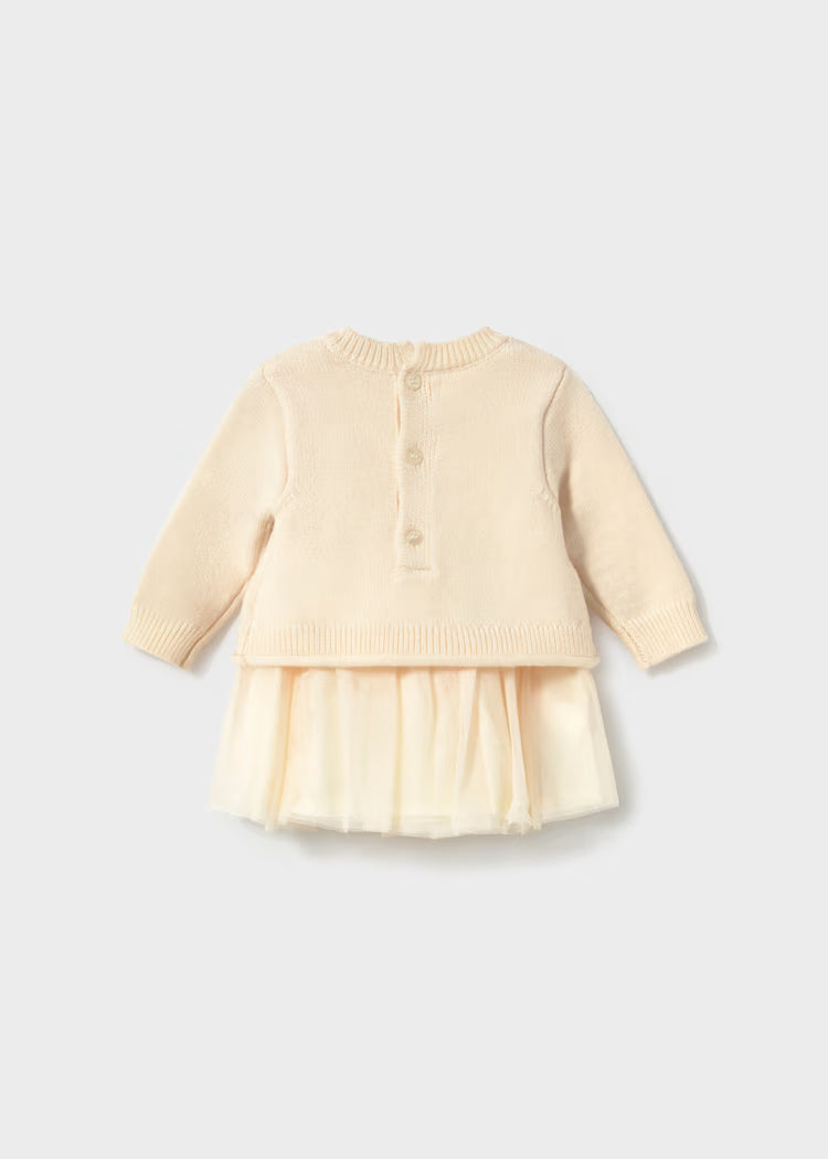 Maglione beige in tricot con bottoni sul retro e gonna a balze in tulle dipendente VESTITO TRICOT TULLE elegante e delicato
